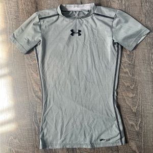 Boys under armour dry fit tshirt